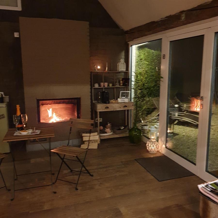 Authentic Wellnesshoeve Hansbeke Exteriör bild